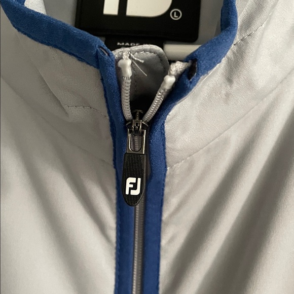 FJ Foot Joy Large Golf Vest Gray Jacket with Blue Accents - Picture 3 of 5